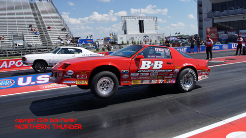 Glenn Briglio I/SA #1762 '69 Camaro 350 ci (near lane) 
vs Katie Stepanek I/SA #1944 '72 Chevelle (far lane)